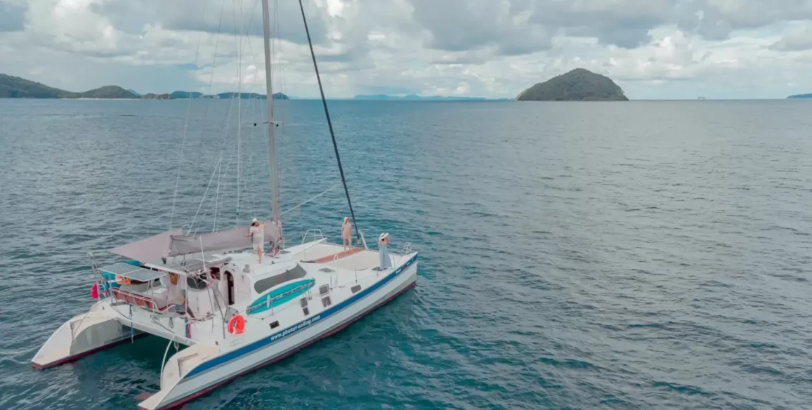 48-ft Catamaran SY Mozart